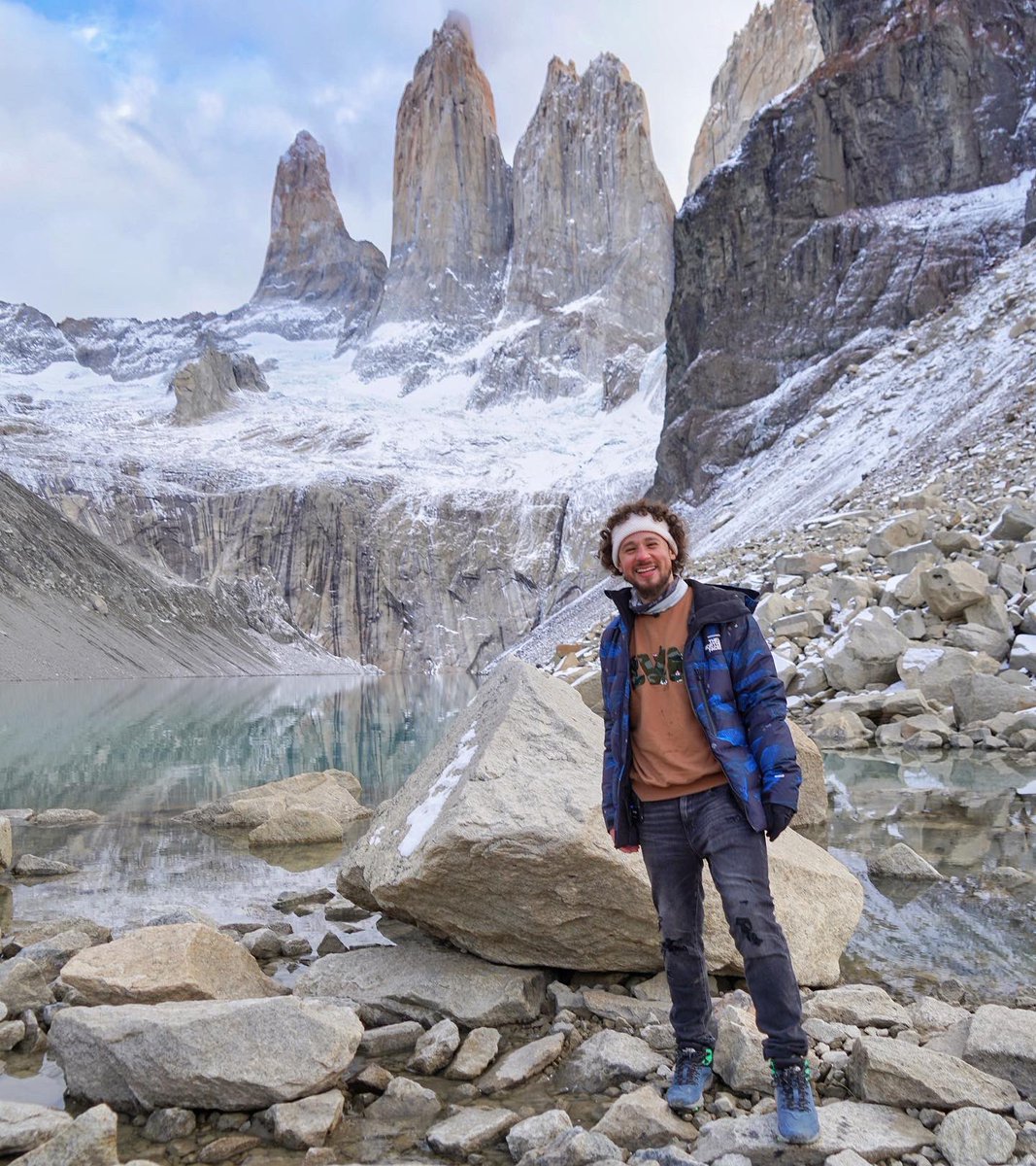 Nueva foto de perfil con las Torres del Paine obviamente 😍🇨🇱🏔