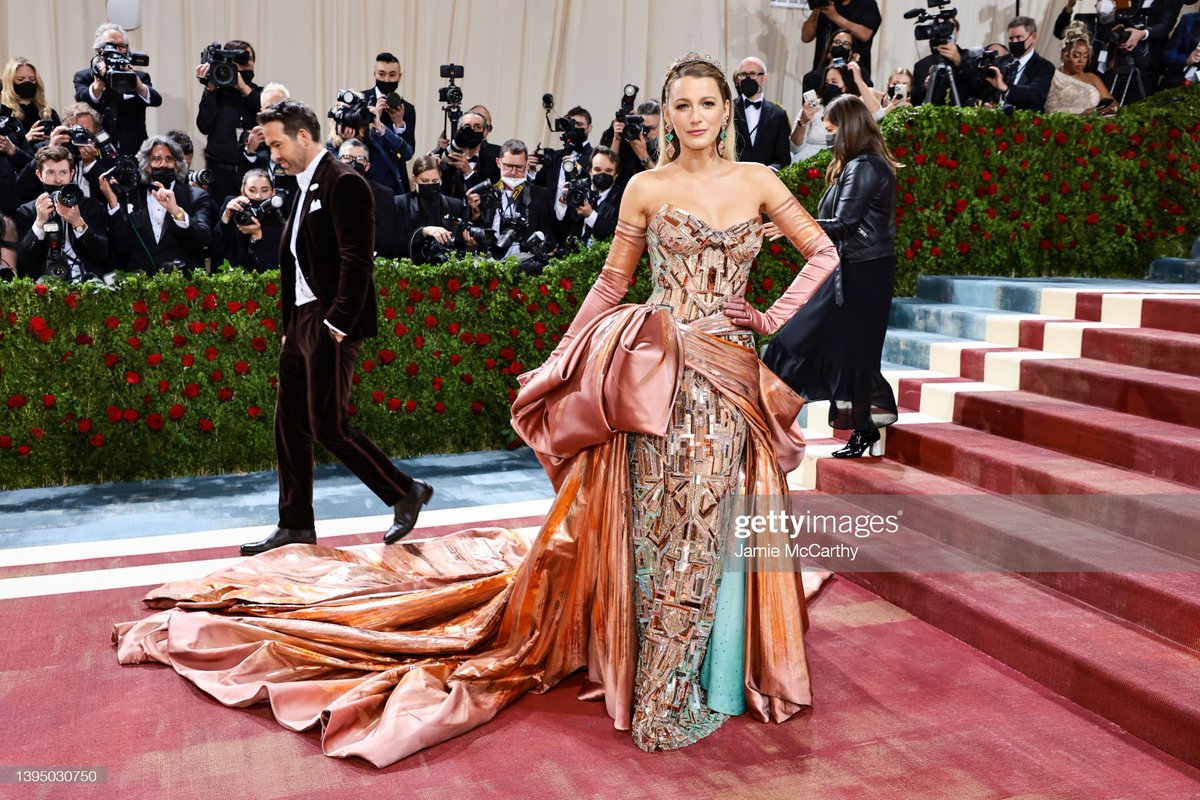 tvdlory's tweet photo. Blake ❤️‍🔥#MetGala https://t.co/8Mx3J3f989