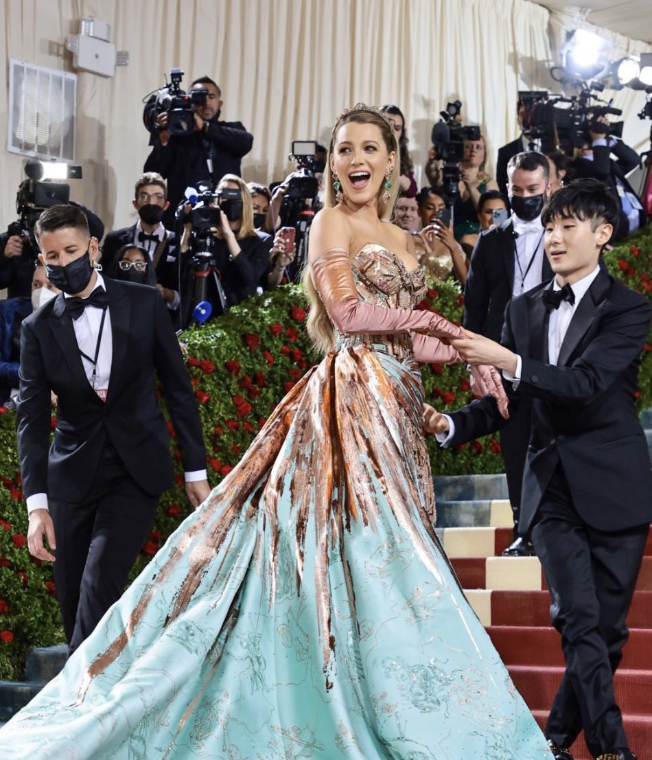 wqngjis's tweet photo. la reina definitiva de la #MetGala https://t.co/h8HnoTIJLN