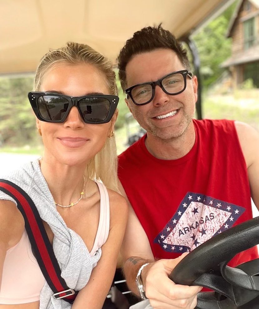 mrBobbyBones tweet picture