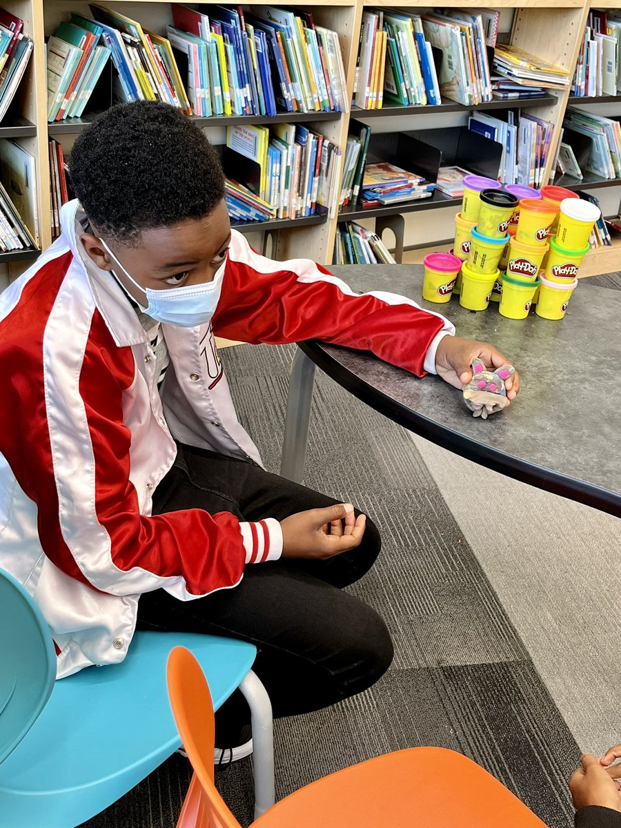 TAGMsRackston's tweet photo. #TheJILProject is founded on bringing back  the Joy In Learning! Check out our kiddos in The Creative Space at @APSTAGAcademy @TAGThinkTank @SharpeSystems @TAGstrategist @apsupdate  @DrLisaHerring https://t.co/aLAiTaY9yC