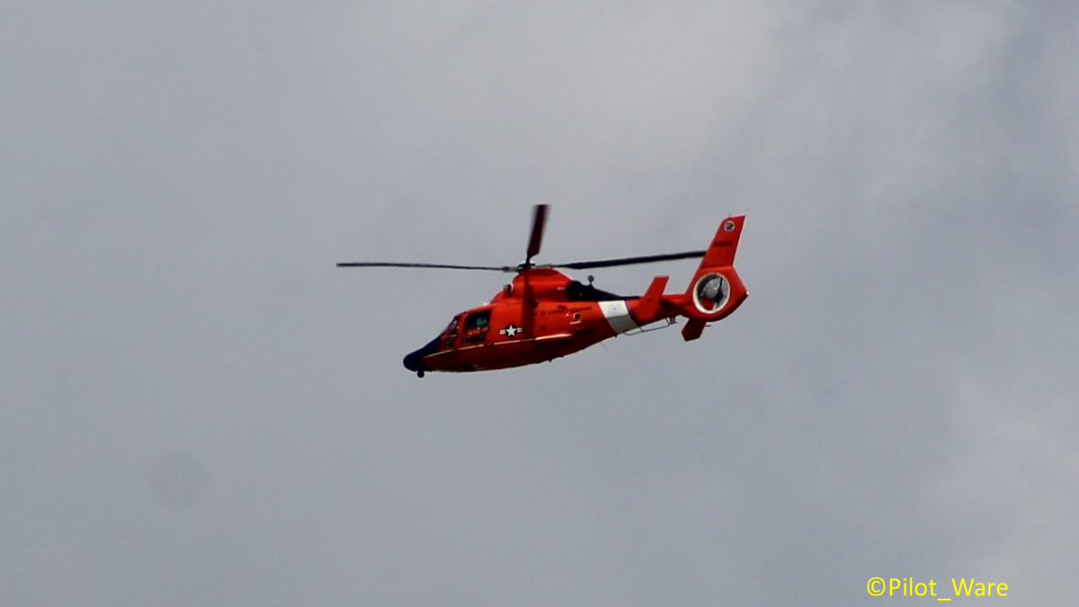 Just spotted the USCG Eurocopter MH-65D Dolphin from my house as C6604 (6604) returned back to Air Station San Francisco. (5/2/22)
<a href="/USCG/">U.S. Coast Guard</a> , <a href="/USCGPACAREA/">USCG Pacific Area</a>