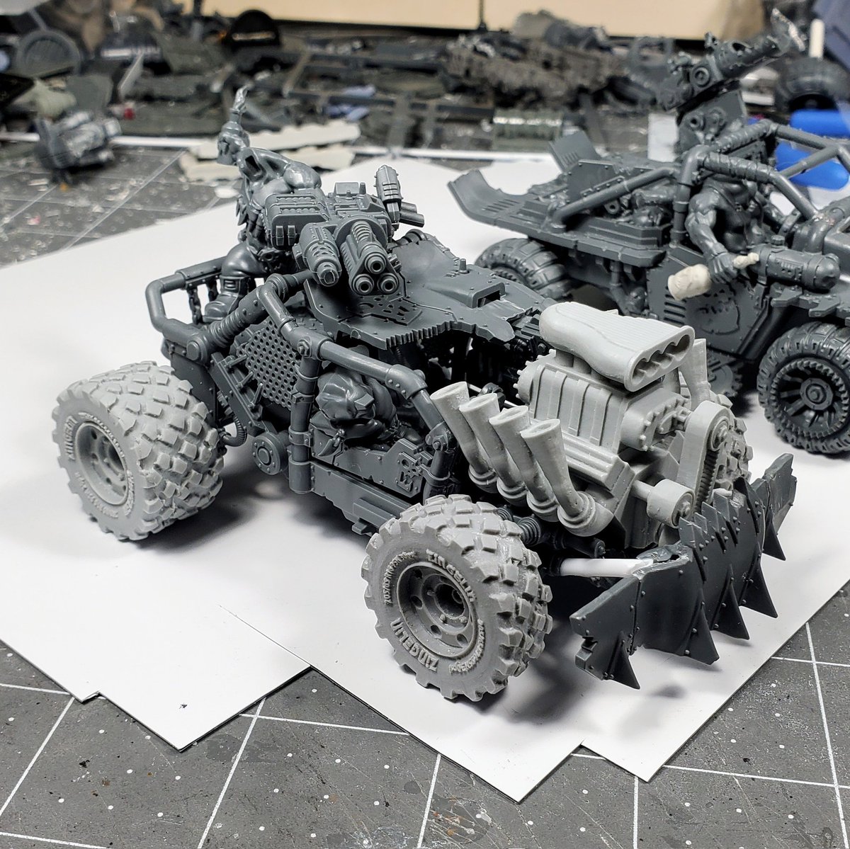 thepaintedbunt's tweet photo. #hobbystreak day 113; #modulork buggy project continues, wheels added and a front end bashed together for the V8
#warhammer40k #orks https://t.co/V4RsKhlu5V
