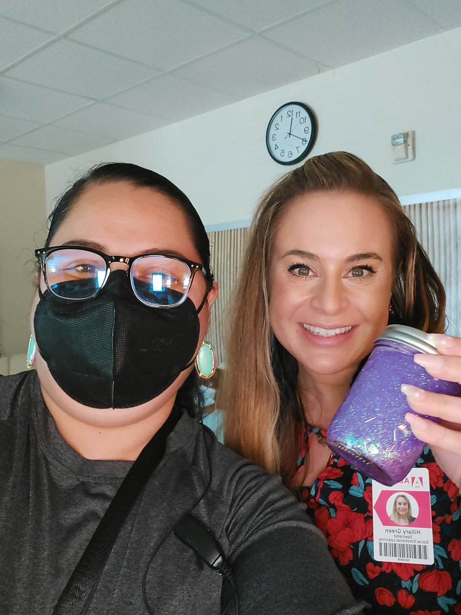 worshamteacher's tweet image. Thank you @HillaryAgreen for helping me make a calming glitter jar today! This glitter jar will help me reduce stress and increase my wellness and self-control 😊 
A positive start to Teacher Appreciation Week ❤  @WorshamES_AISD