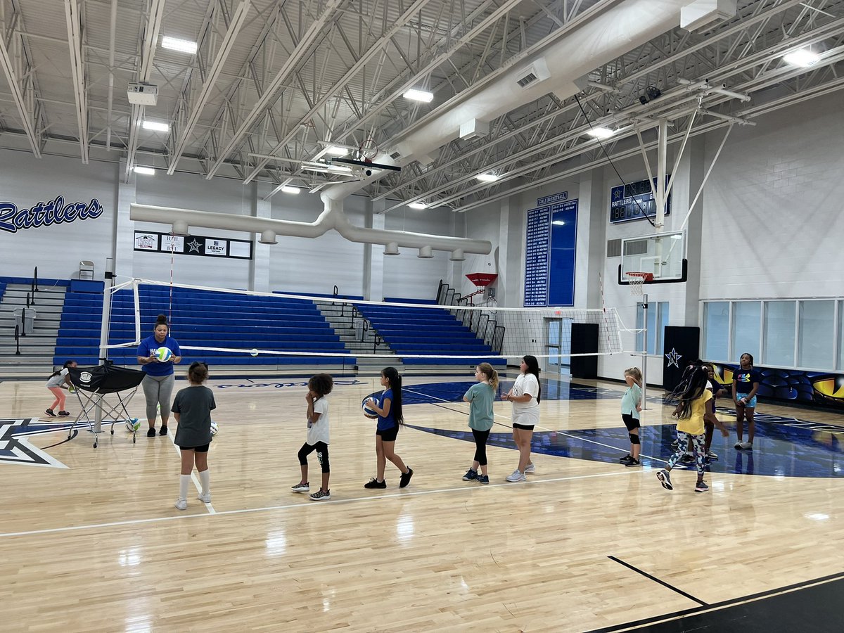NavasotaV's tweet photo. Lil Diggers Spring 2022 is in full swing!!!
#WeAreNavasota
#BrickByBrick https://t.co/AkNSnTfJEK