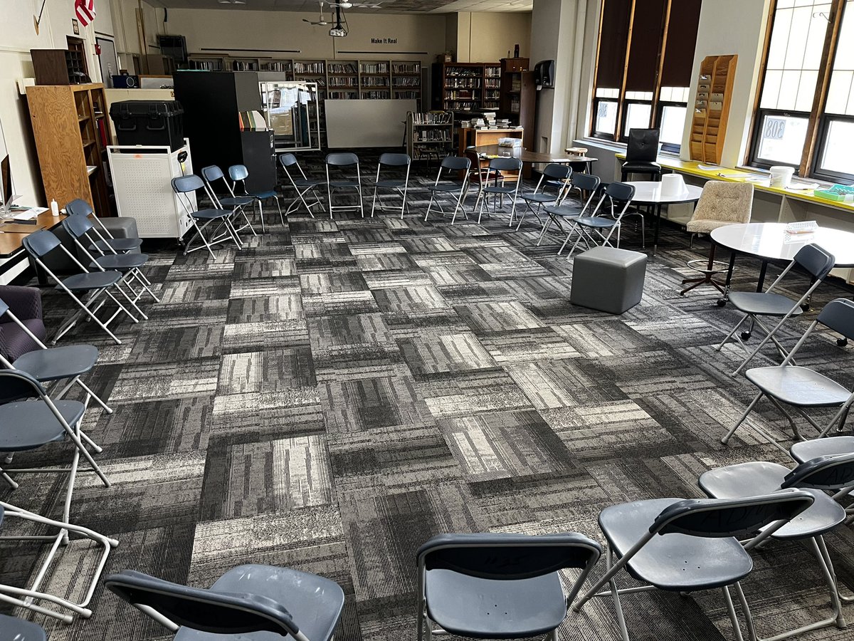 I know I tweet random pics of circles ⭕️ that I come across <a href="/DottkePBLHS/">@DottkePBLHS</a>, but I just can’t help myself. 😊 
#wawmproud
#Elevate
#Community
#RestorativePractices