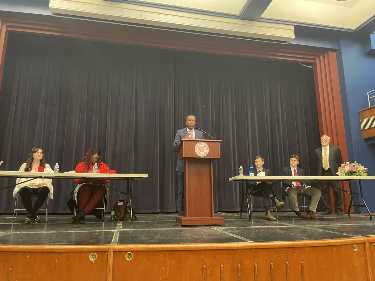 Stan German (@german_stan) on Twitter photo Great debate and a very serious deliberation … <a href="/RikersDebate/">Rikers Debate Project</a> Thanks <a href="/RikersDebate/">Rikers Debate Project</a> and the winner by a 7-5 vote is Riker’s Island Academy 👍🏽 Great debate and a very serious deliberation … <a href="/RikersDebate/">Rikers Debate Project</a> Thanks <a href="/RikersDebate/">Rikers Debate Project</a> and the winner by a 7-5 vote is Riker’s Island Academy 👍🏽