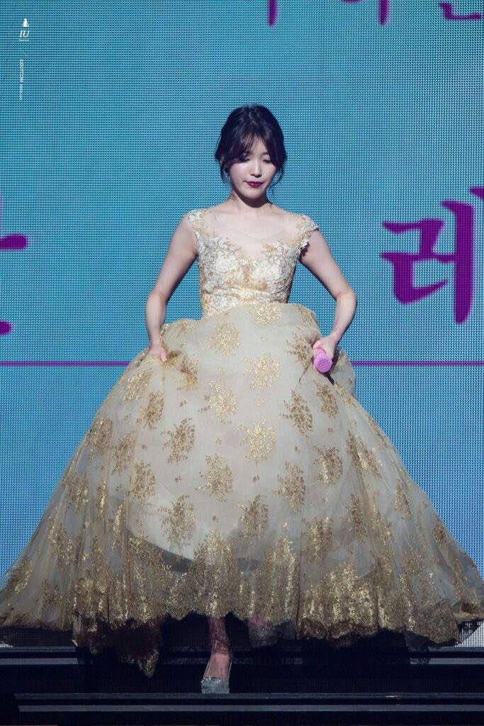 iuIooks's tweet photo. the met gala is nothing without her tbh https://t.co/aY51qzo4l6