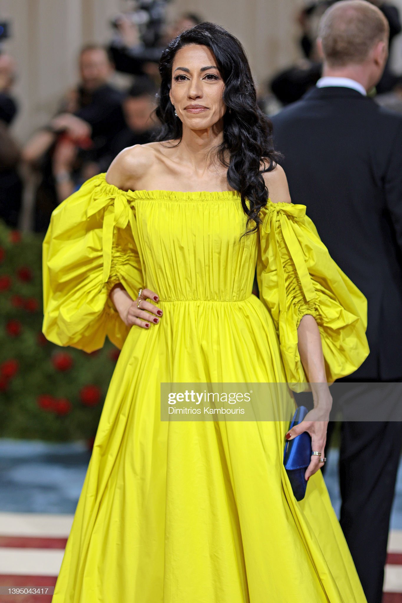 Met Gala 2022 على تويتر "Huma Abedin MetGala https//t.co/LwSEvmrnFs