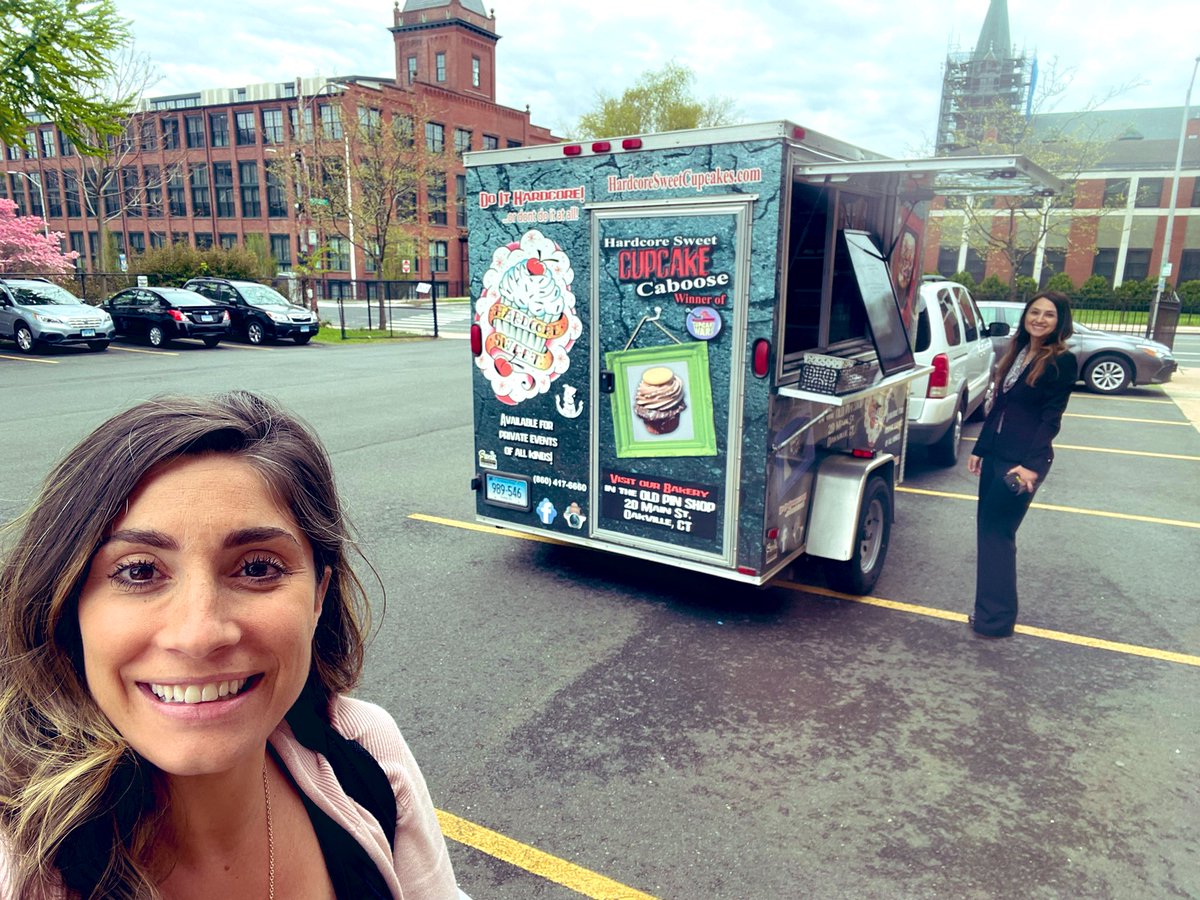 BetancesOwls's tweet photo. Teacher Appreciation Week Kick-off @BetancesOwls! Thank you to our PTO who treated our staff with a Cupcake Truck to start the week @HardcoreSweetCT 🧁 
We love our amazing staff and are excited to surprise them all week! 🦉 🧡
@BetancesOwls 
@Hartford_Public 
@HartfordSuper https://t.co/0NNiZV18hV