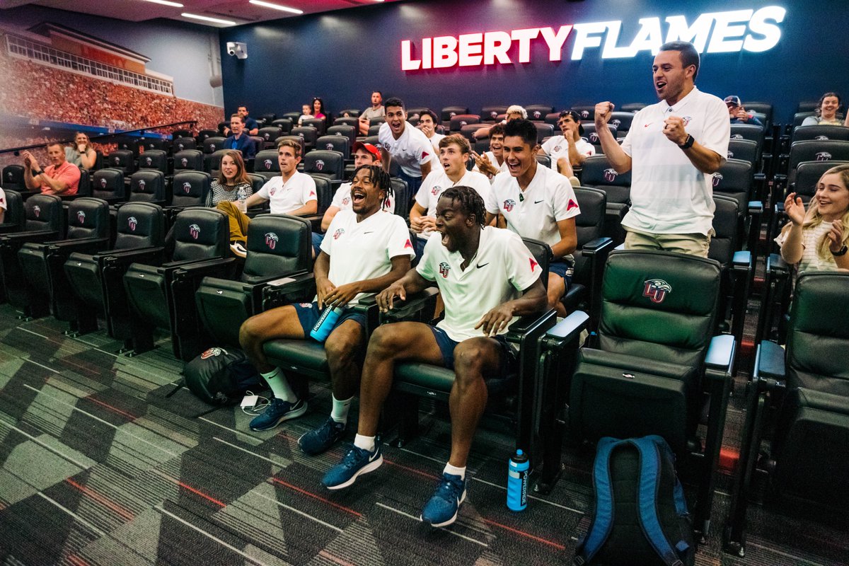 LibertyMTennis's tweet photo. Excited is an understatement😤 https://t.co/reDI5voM8Z