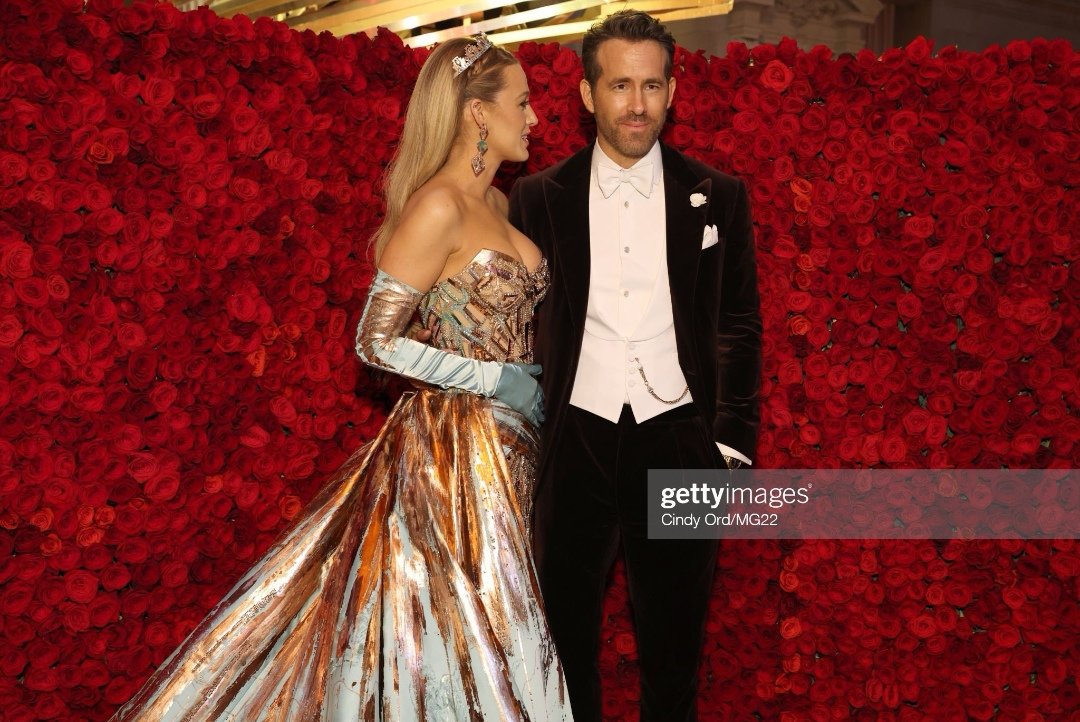 acquaesapone3's tweet photo. lui letteralmente l'uomo più fortunato sulla terra
#MetGala #MetGala2022 https://t.co/gSM3hrMJAN