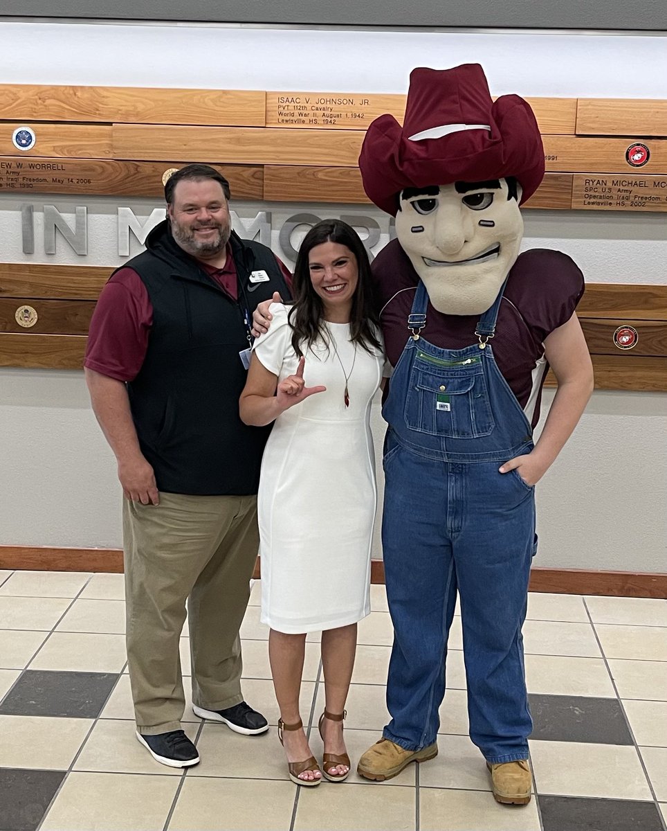 We are happy to announce the new LHS Harmon Principal, Ms. Rachel Flanders! We love when our alumni return home!!!