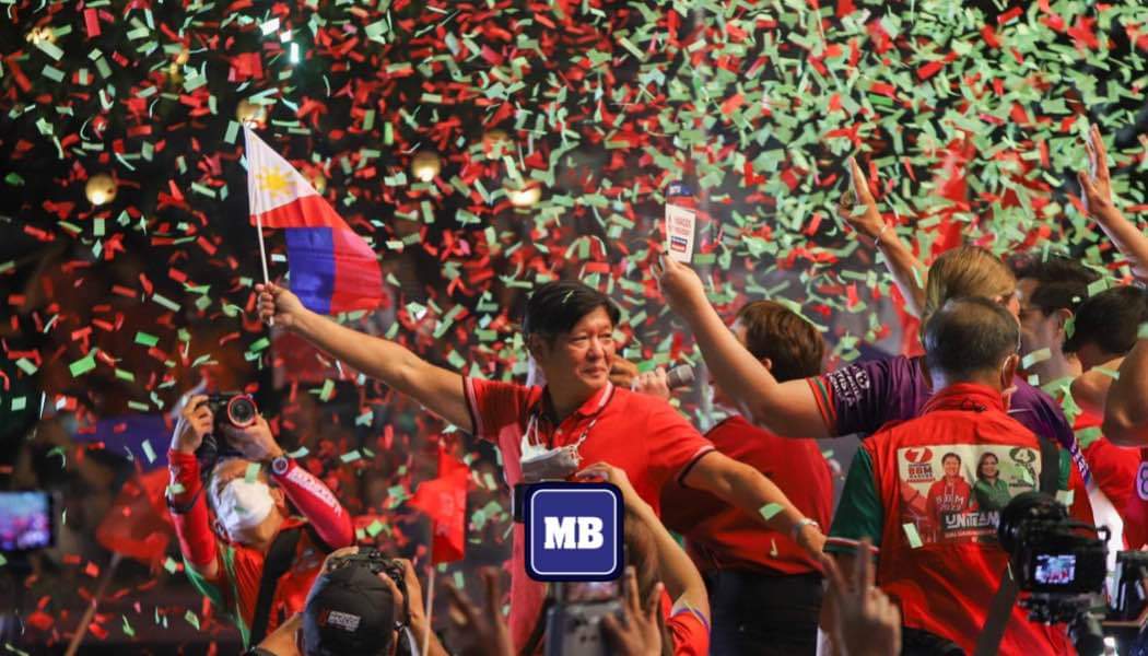 _Meg_09's tweet photo. ..." remember that we are compatriots under one flag🇵🇭".
             -BBM

IPANALO ANG BBMSARA
#UniTeamUniteInILOILO https://t.co/OK3zmug6px