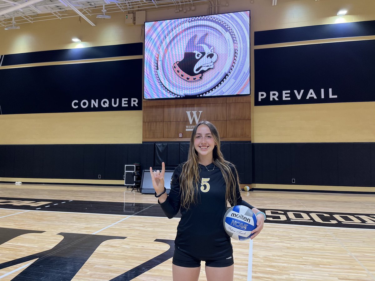 laneyklika's tweet photo. i’m so excited to announce my verbal commitment to play D1 volleyball and further my education at Wofford College! i want to thank my family, teammates, and coaches that have made my dreams possible! see you soon WoCo! #goterriers 🐾🖤 https://t.co/2RMsQIdoPj