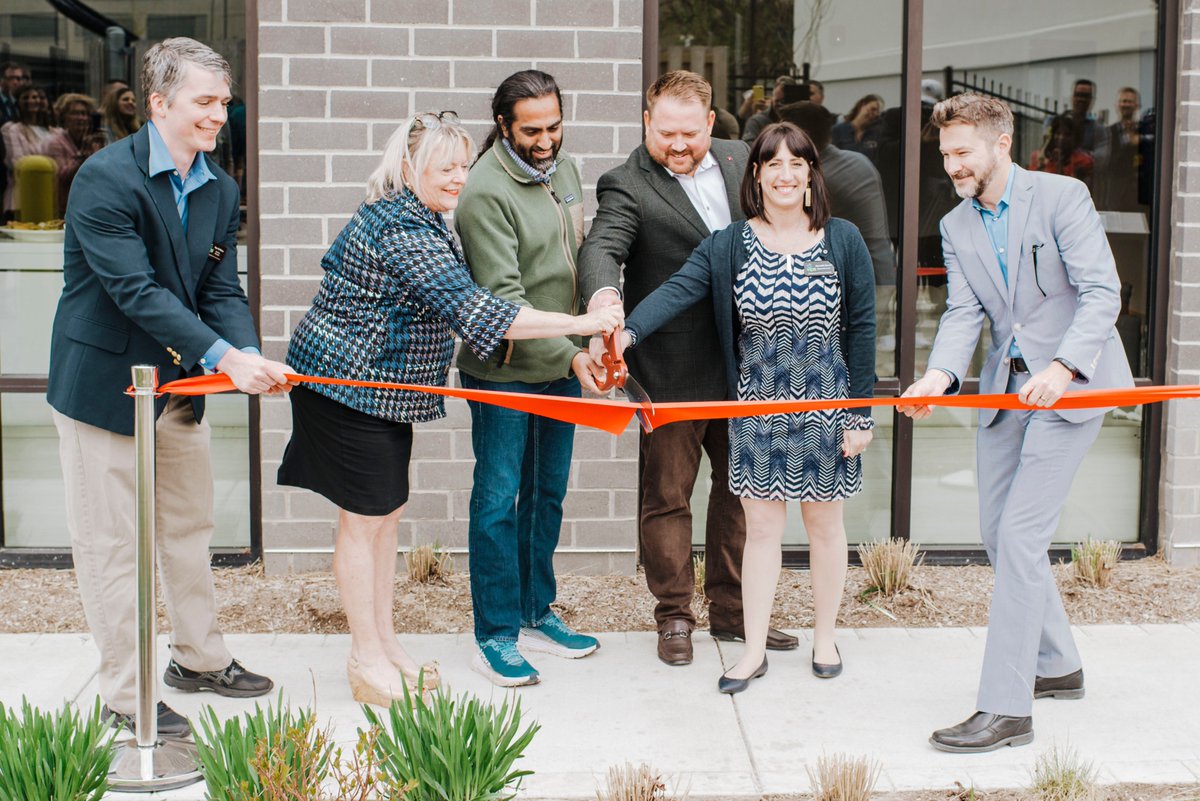 twgdev's tweet image. BIG NEWS: The @VIPSorg Simon &amp;amp; Estelle Knoble Family Resouce Center at our Line Lofts development in Indianapolis is officially open! Thank you to all who attended the grand opening event yesterday and celebrated the amazing, hard work of our friends at VIPS. #GrandOpening