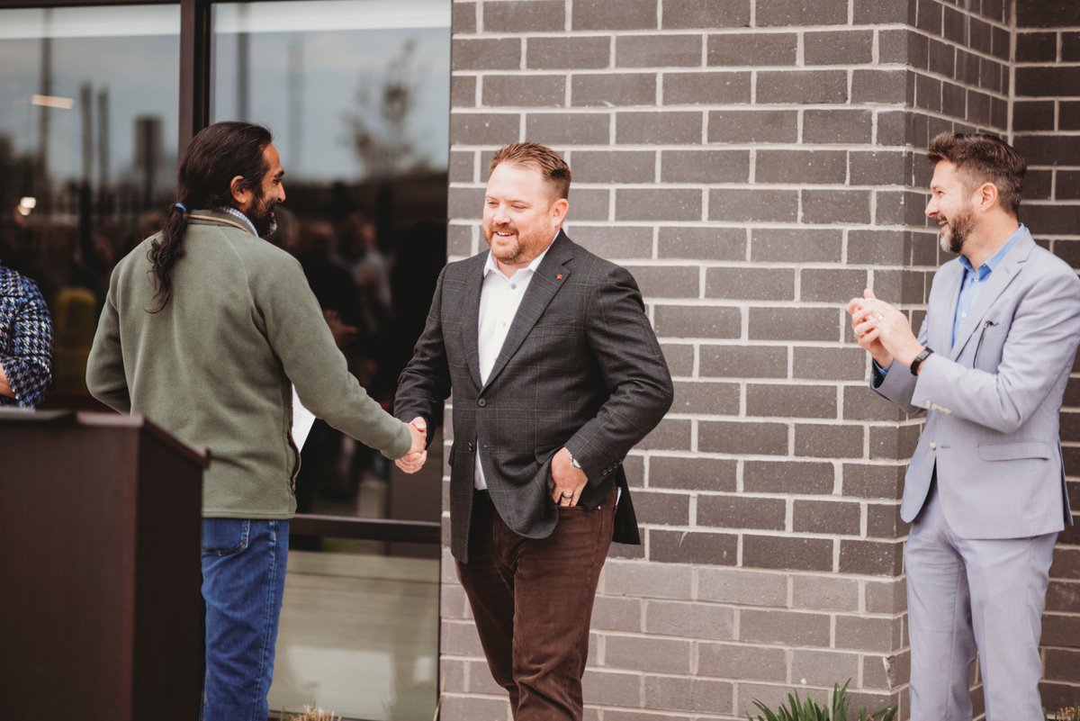 twgdev's tweet image. BIG NEWS: The @VIPSorg Simon &amp;amp; Estelle Knoble Family Resouce Center at our Line Lofts development in Indianapolis is officially open! Thank you to all who attended the grand opening event yesterday and celebrated the amazing, hard work of our friends at VIPS. #GrandOpening