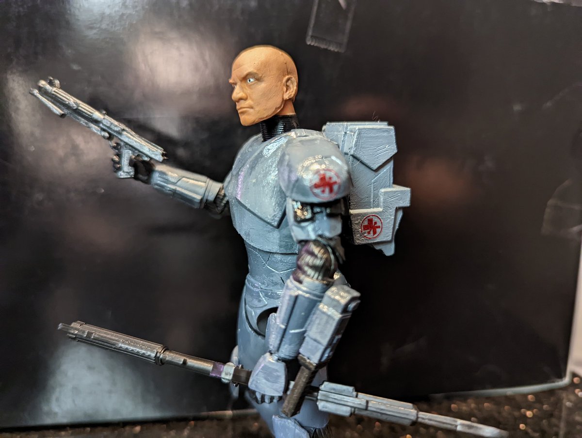 AngelofSaint's tweet photo. Artistic Liberties were taken, interpretations made, and gloss that spilled on the armor was cleaned up as best I could.
I may add/change decals
First time applying that sort of thing, but it came out better than expected.
#Bacta #themynock #blackwidow #starwars
@campaignpod https://t.co/rAQ0Y5sQuz