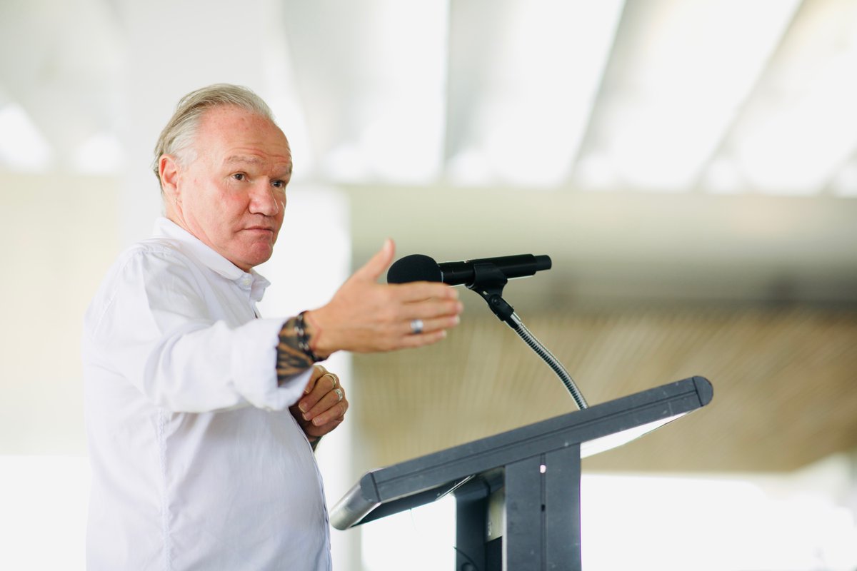 BrisWritersFest's tweet photo. A very moving First Word this morning to officially launch the 2022 Festival with Tony Birch and some of our guest artists from Aotearoa/New Zealand and the Pacific.

#bwf60

Photo: Morgan Roberts https://t.co/ltc5JTTlcE