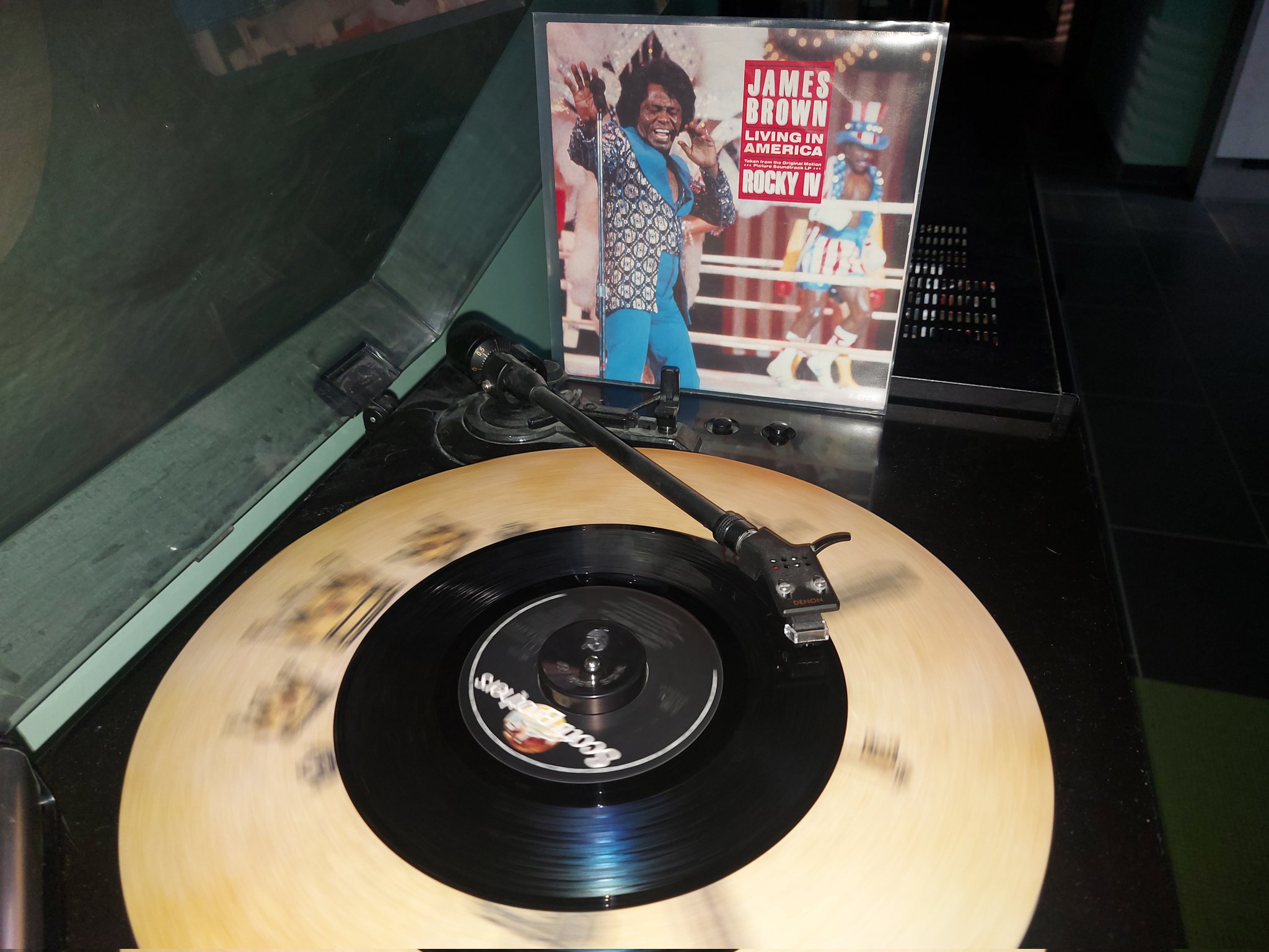 Happy Birthday James Brown! RIP!
Living in America (Scotti Brothers/1985)    