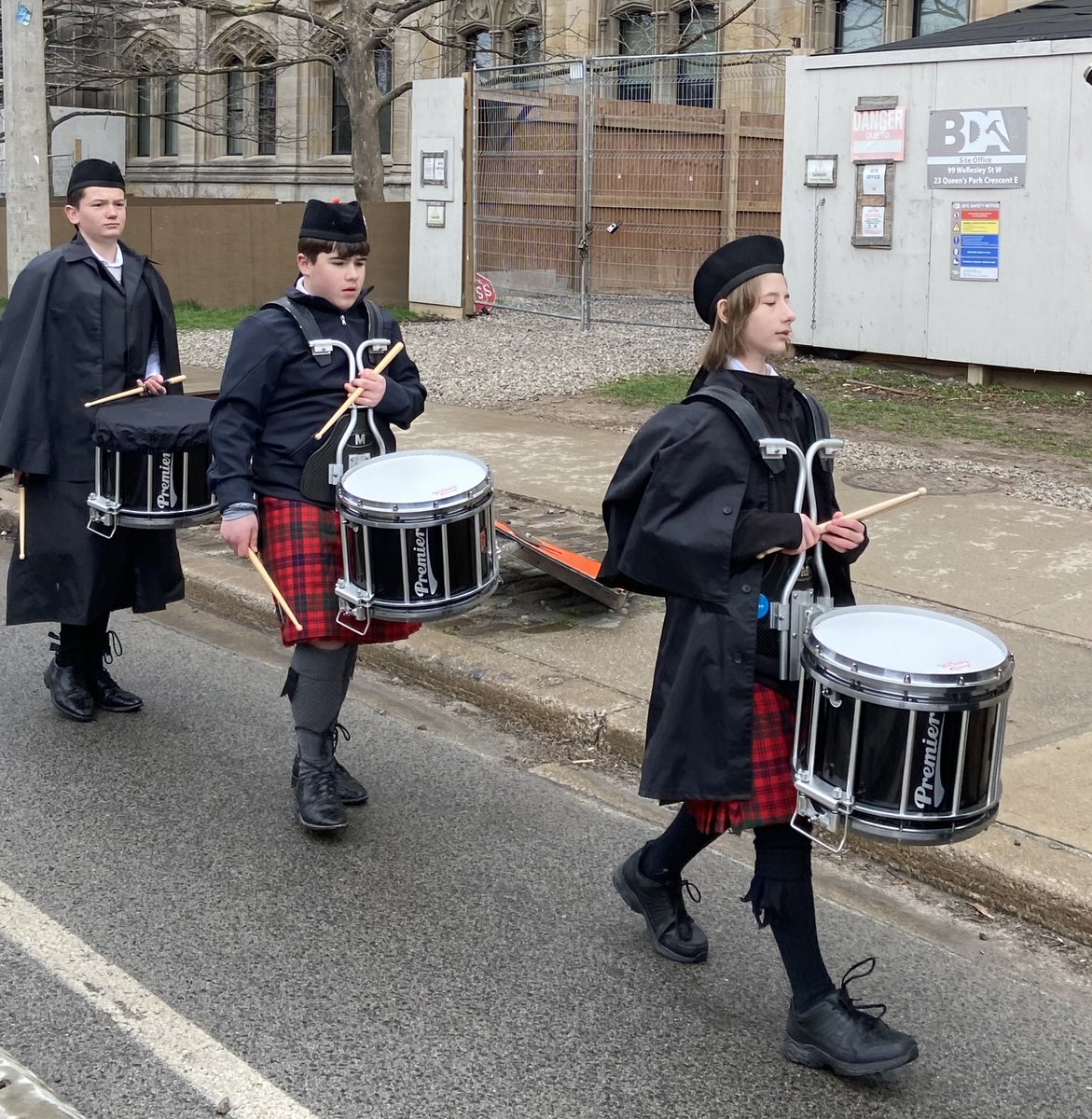 RRMPB's tweet image. Honoured to perform the 1st phrase of Amazing Grace again at this years @HeroesInLife ceremony - the first in person event since 2019.   Thank you to our young musicians for supporting the memorial and continuing to represent Ryan with courage and spirit.   #7696 #99201 #rip
