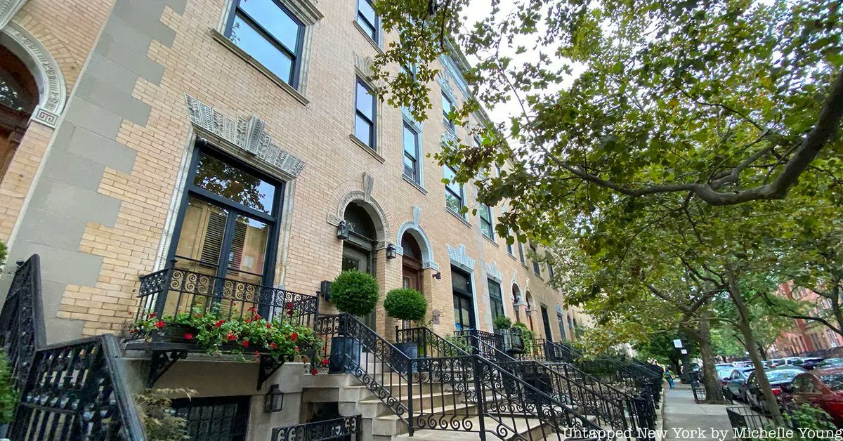 On 138th and 139th Streets between Adam Clayton Powell, Jr. and Frederick Douglass Boulevards in Harlem sit four rows of beautiful townhouses. https://t.co/G0QLadQ1Xe https://t.co/sHVTbHjdAK