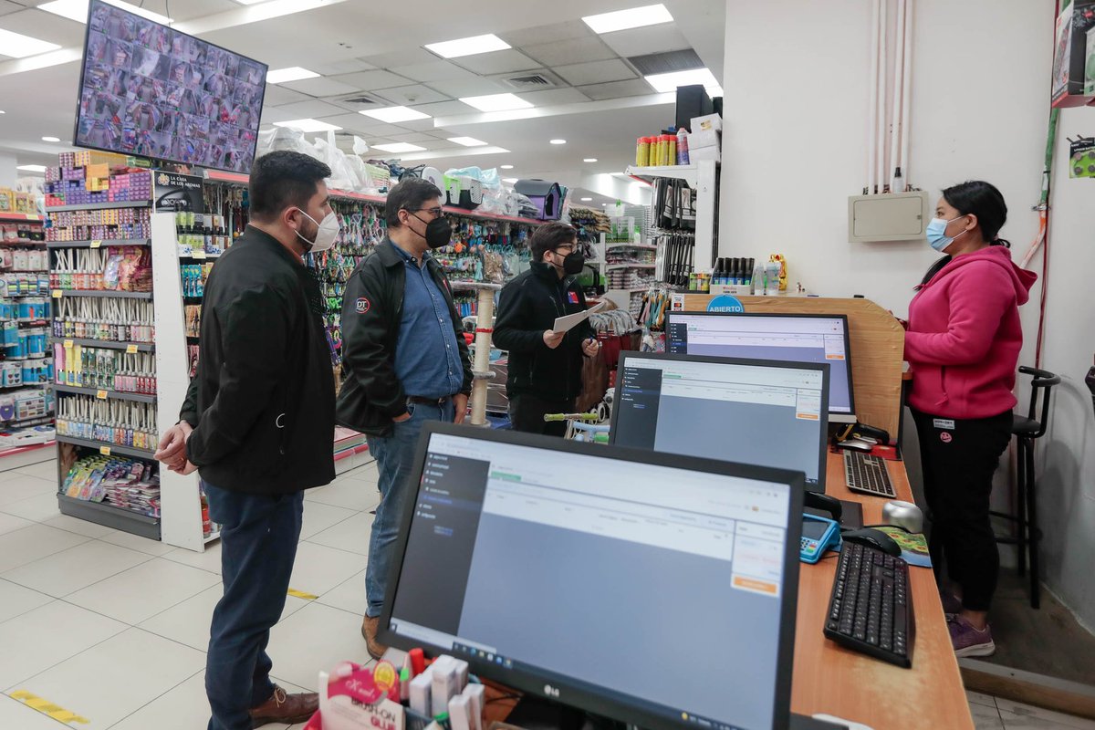 <a href="/DirecDelTrabajo/">Dirección del Trabajo</a> aplicó 43 multas y suspendió a 86 trabajadores por incumplimiento del feriado del comercio durante el 1 de mayo. Las sanciones superaron los 25 millones de pesos. dt.gob.cl/portal/1627/w3…