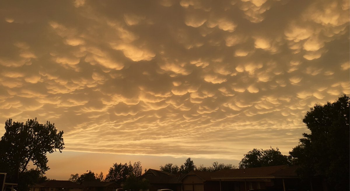 babayyyj's tweet photo. @NEWS9 Moore, ok https://t.co/qPU8wtR4An