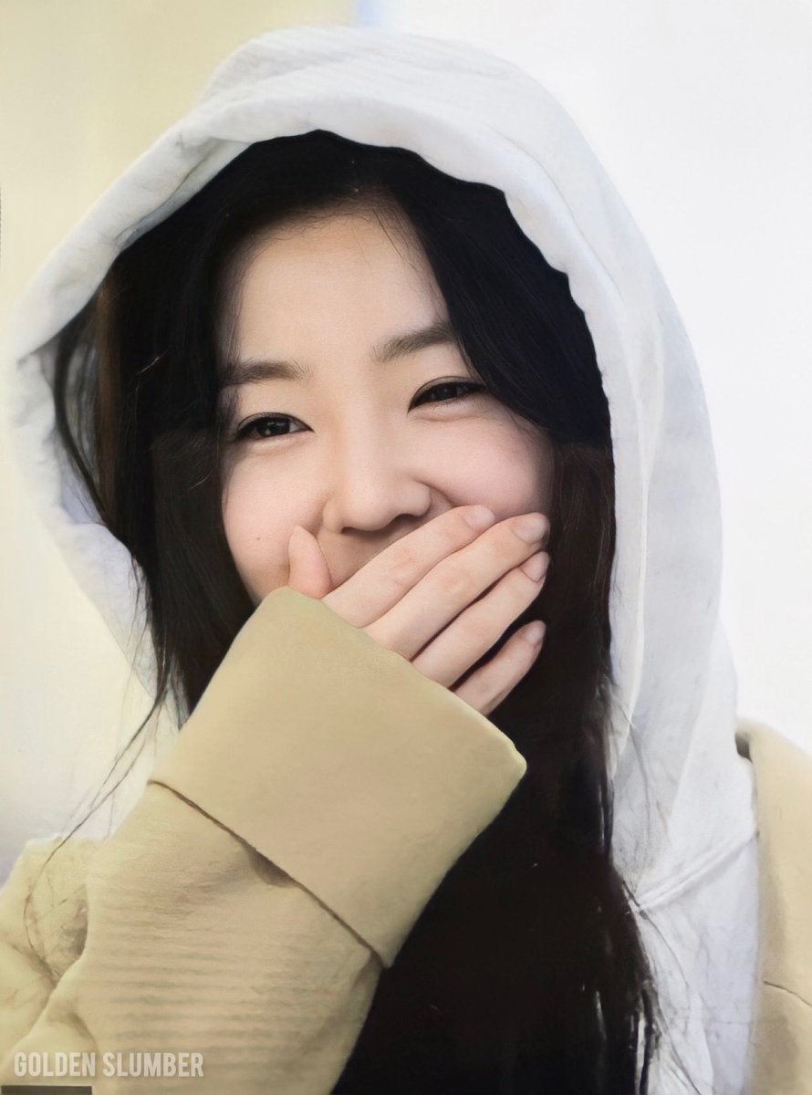 공항의 아이린 tweet media