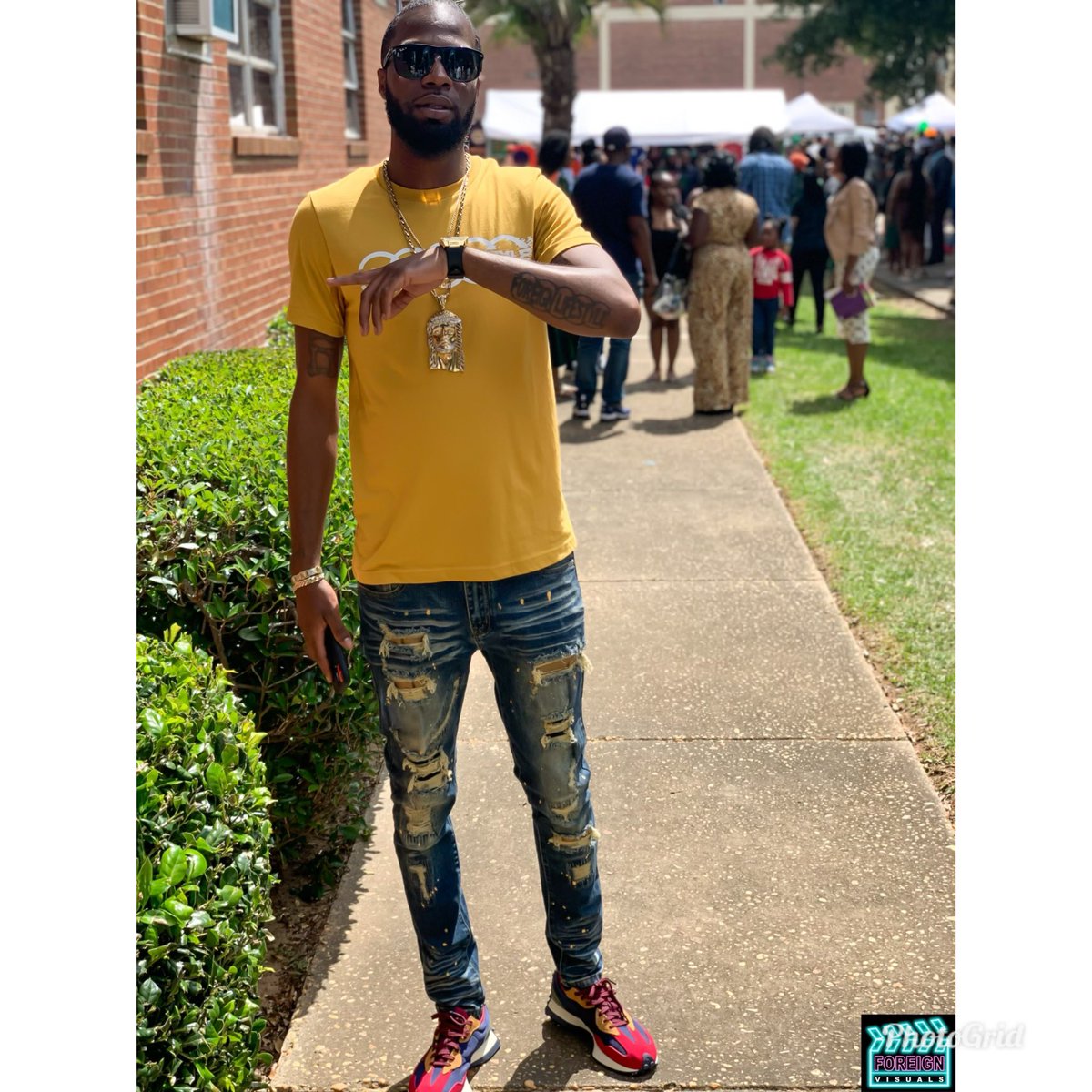 80sbabie2323's tweet photo. One thing bout me im gone stay fresh AF where ever I go!!
#ForeignOrNothing https://t.co/x4VVdzhwFT