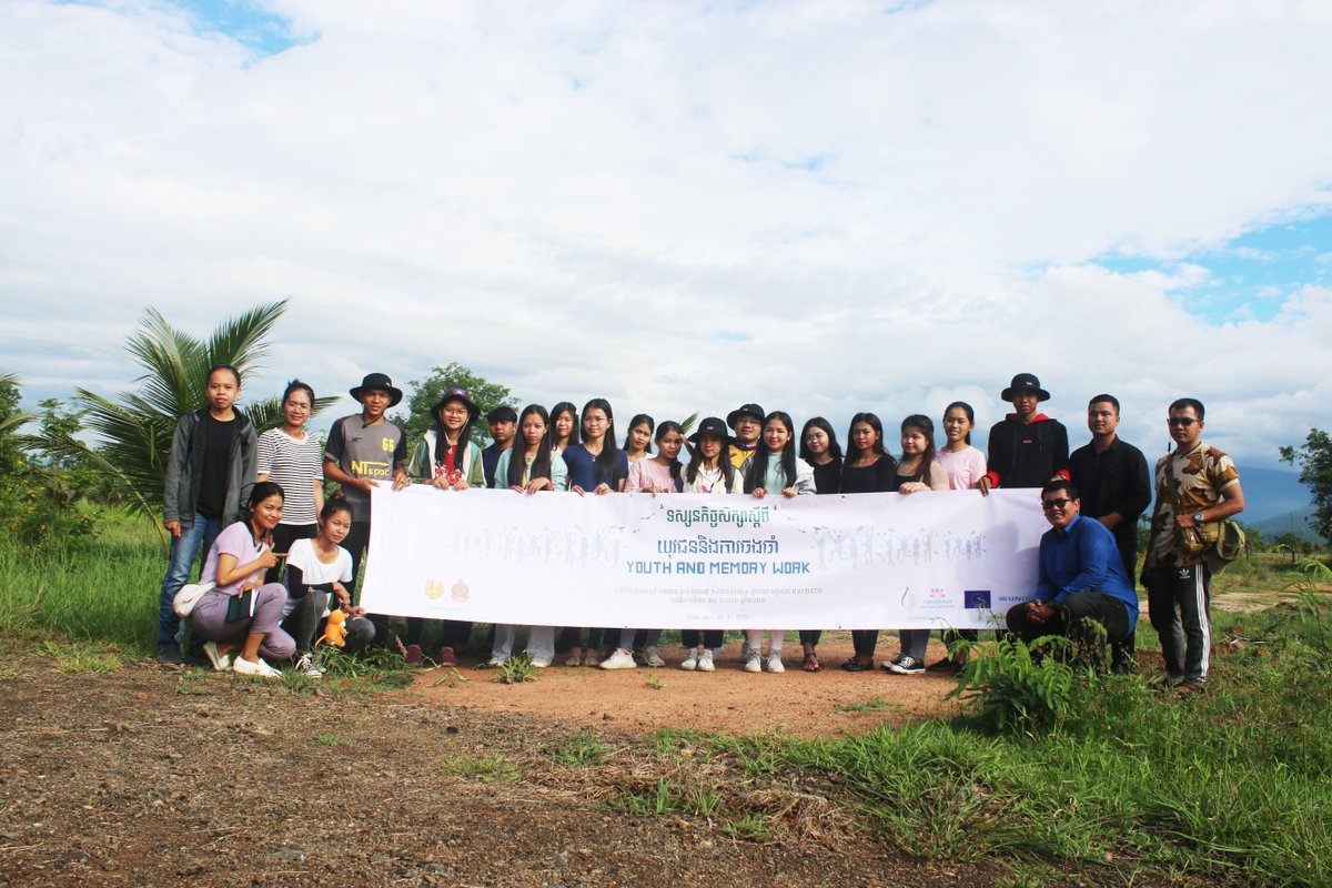 TuolSlengMuseum's tweet photo. After gaining knowledge on the theory of memory work, participants have the opportunity to visit some historical sites such as Tuol Sleng Genocide Museum, Choeung Ek Genocide Center (Phnom Penh),....
#EU, #UNOPS, #TSGM, #Kdk
#Youth and Memory Work https://t.co/IFCqMcd1tp