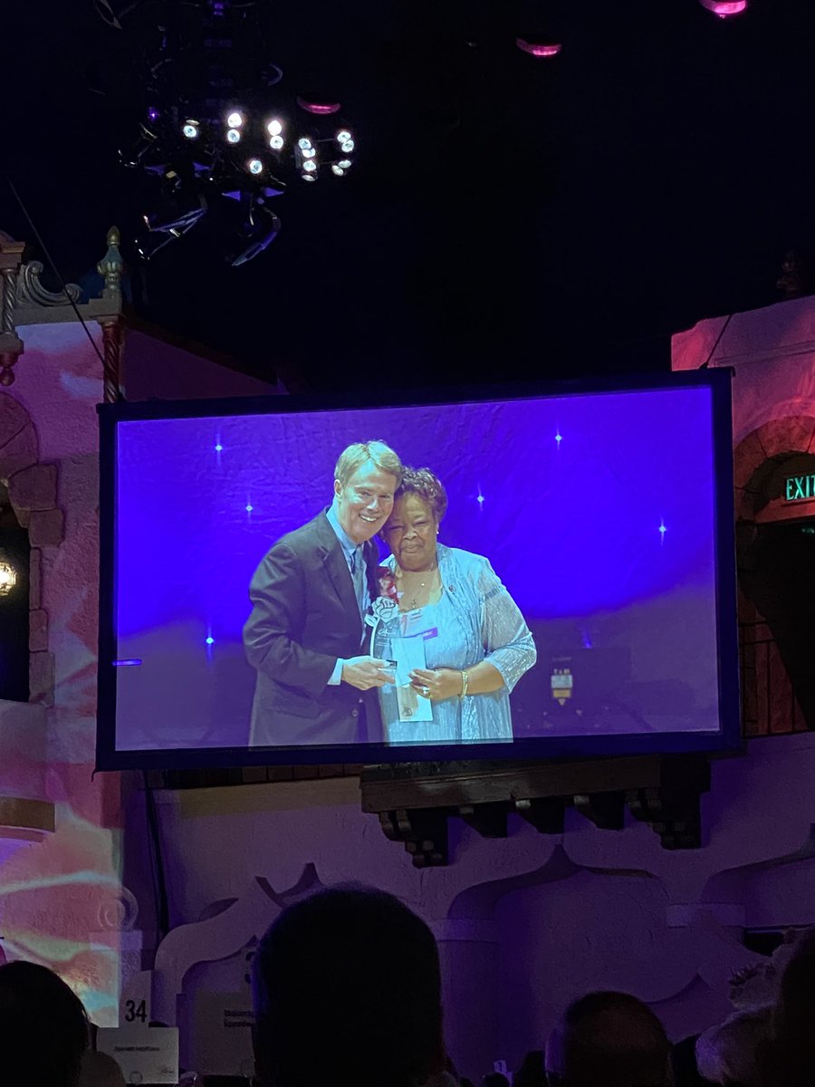 40 years of service. 5 mayors. Countless lives touched. 

The CCB has a <a href="/VisitIndy/">Visit Indy</a> ROSE Award winner. 👏🏽

The one. The only. I’m so proud to know Mrs. Denise Cummings. 🌹