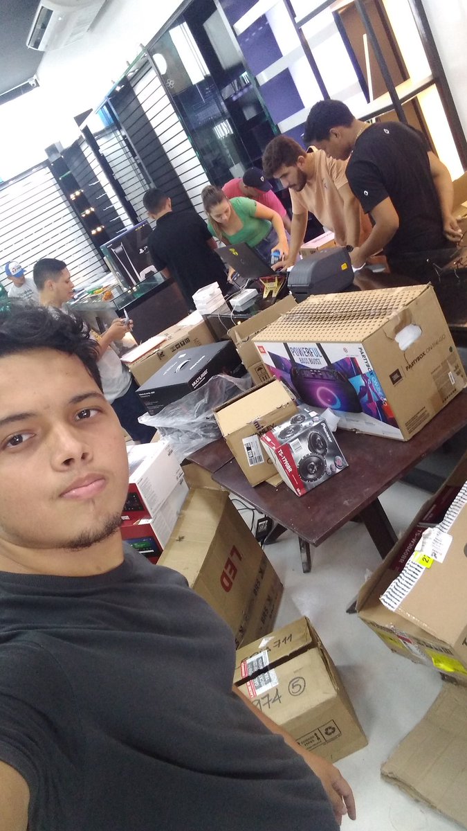 iarley1212's tweet photo. Muito trabalho pela frente 🙌💰🇧🇷 https://t.co/55SMKGhL3P