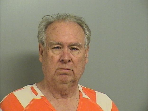 Tulsa Police arrested Charles Bradley in connection with the shooting death of his wife in Tulsa's 26th homicide of the year. 

More: fox23.com/.../pol.../QUY…
