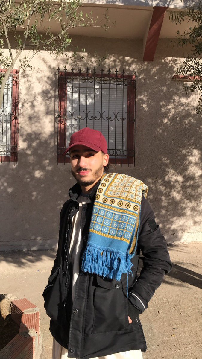 DeulMoncef's tweet photo. Eid mubarek ❤️ https://t.co/GDiNjZ12AP