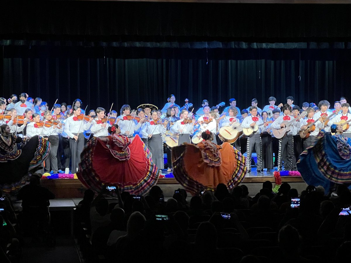 What a beautiful evening of music! NEISD Mariachi groups performed in the Ike auditorium tonight. The audience demanded an encore of the final collective group of musicians! Bravo to the mariachi directors and students! And thanks to  <a href="/JT_espinoza/">JT_espinoza</a> &amp; his MCC “Road Crew”
