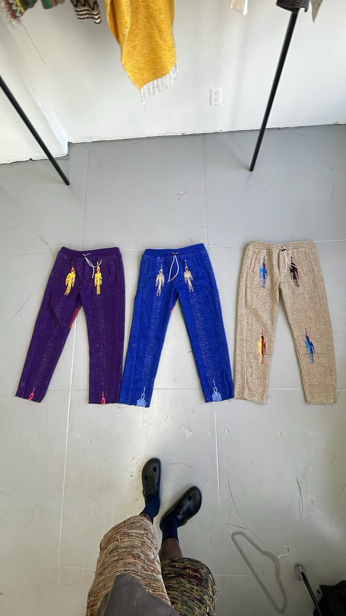 Hey_Al's tweet image. The Martian Pant