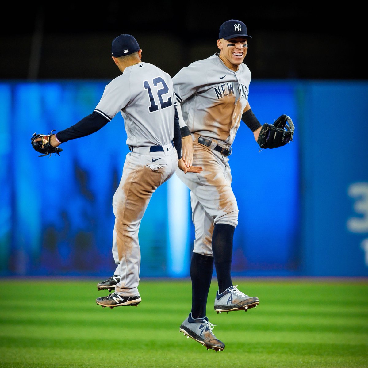 Yankees's tweet photo. Yankees fans...

Hey 🥰 https://t.co/4bktWoQn7d