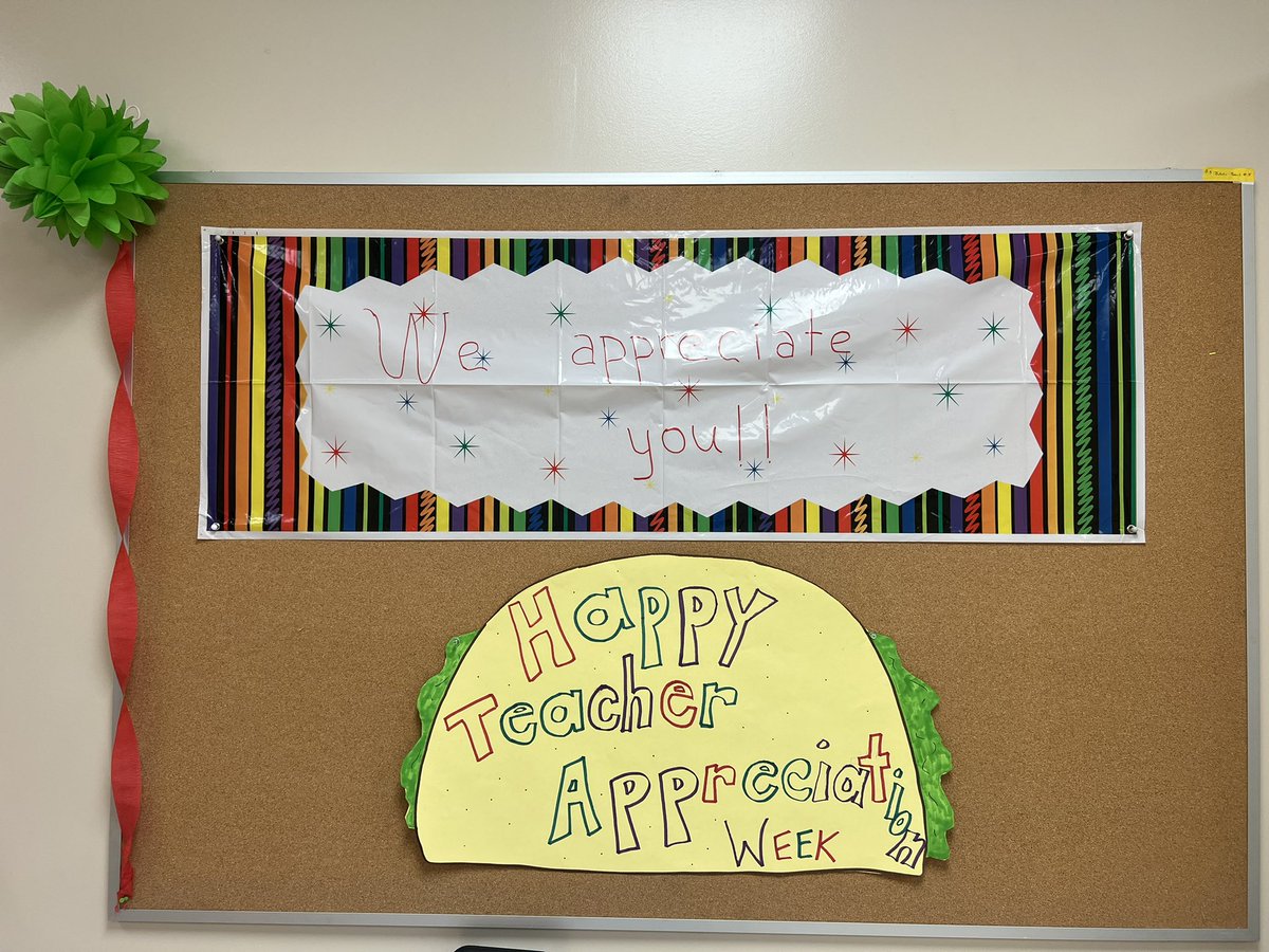 DiggsLatham's tweet photo. Thanks @GreenStreet_UMC for todayโs #TeacherApreciationWeek breakfast. https://t.co/axYtlxX0Ns