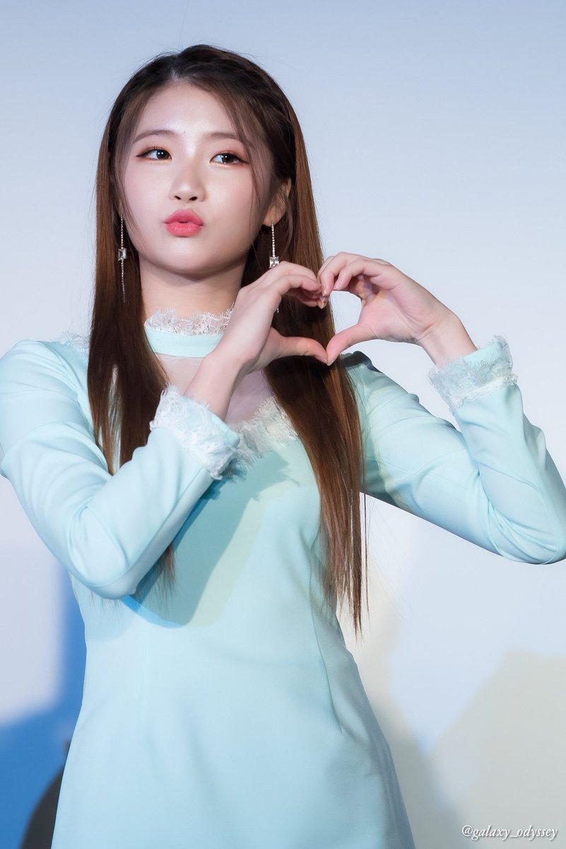 MINSEOFOLDER's tweet photo. #민서 #MINSEO #SATURDAY #세러데이 @saturday718 https://t.co/nt0JuskaEy