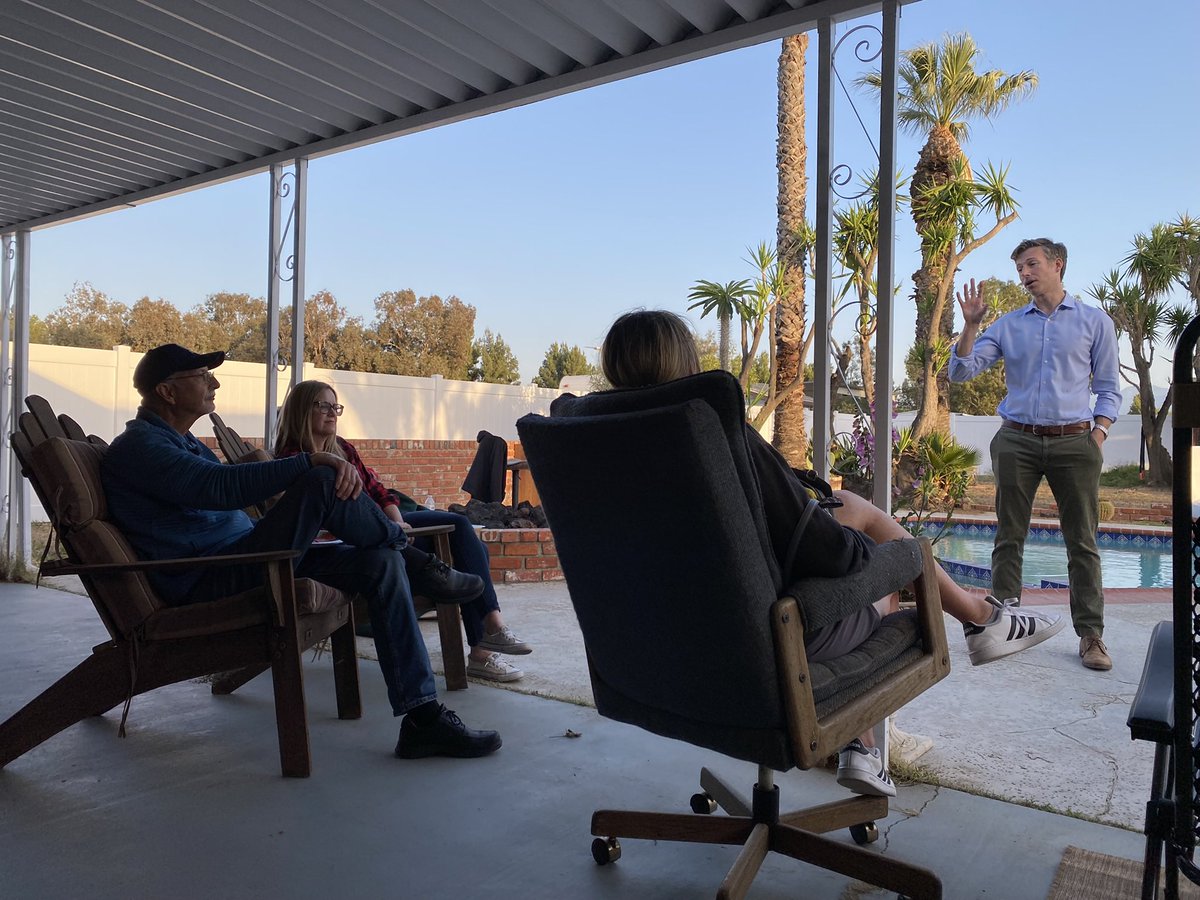 Had a great meeting with the Norco United group as we were honored to hear from our guest, Will Rollins (D) who is running against Ken Calvert (R) and Shrina Kurnai (D) for Congressman in this years election. 👏🇺🇸<a href="/WillRollinsCA/">Will Rollins</a>