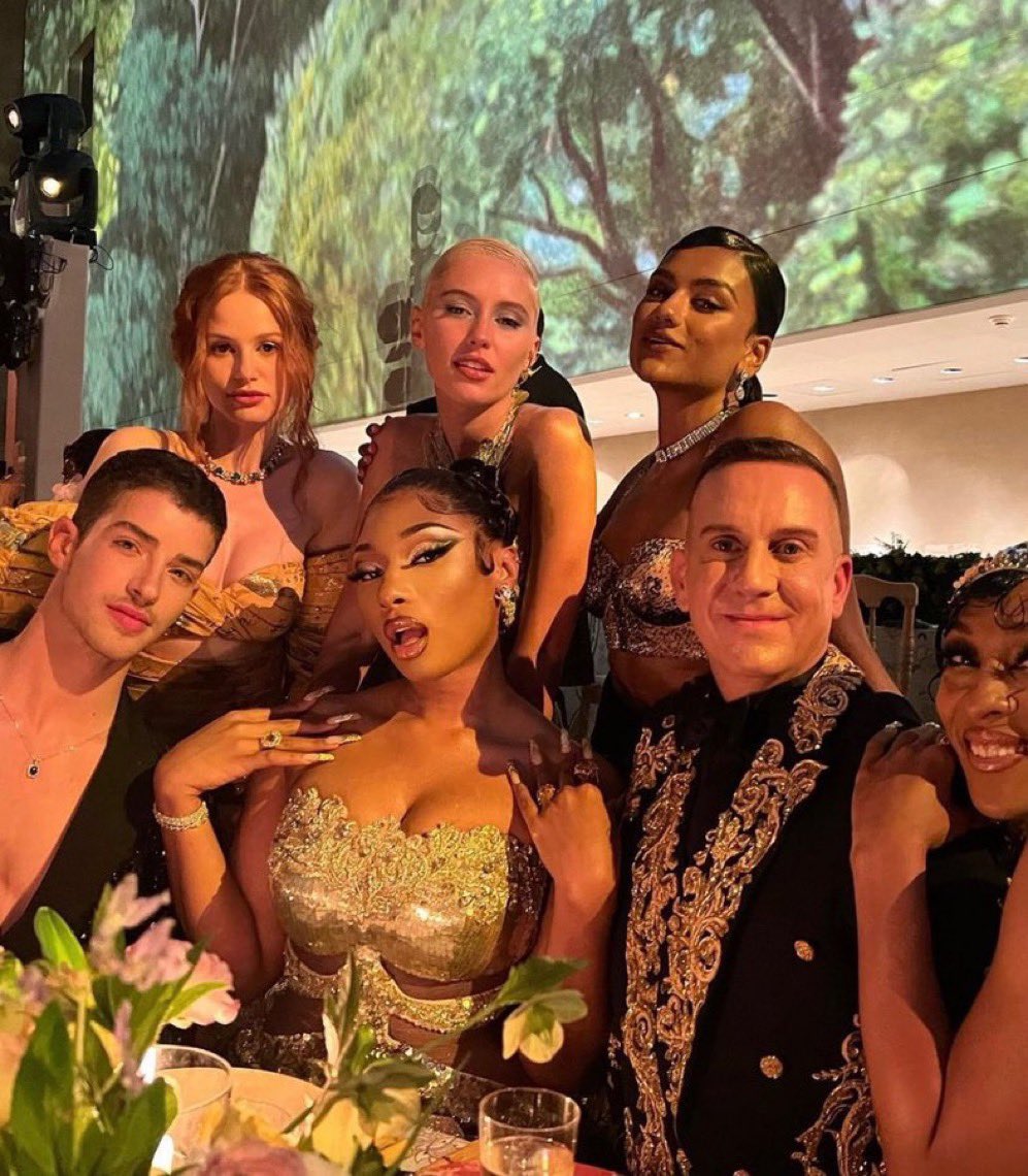 this is an extremely beautiful picture