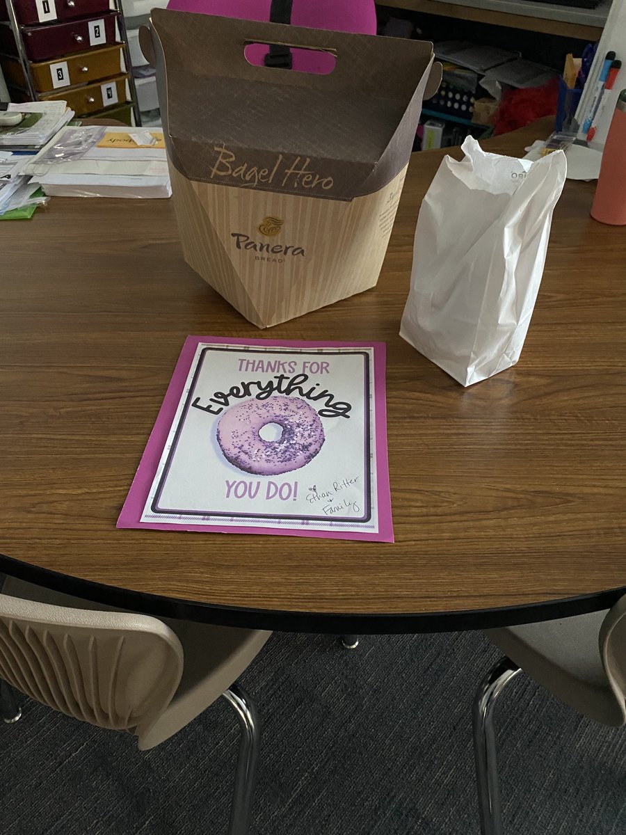 Beautiful sidewalk messages and a tasty surprise on my table…  what a great way to start the week!  Thanks for making Monday not feel like a Monday! 😉. #bengalpride #mondaysmiles