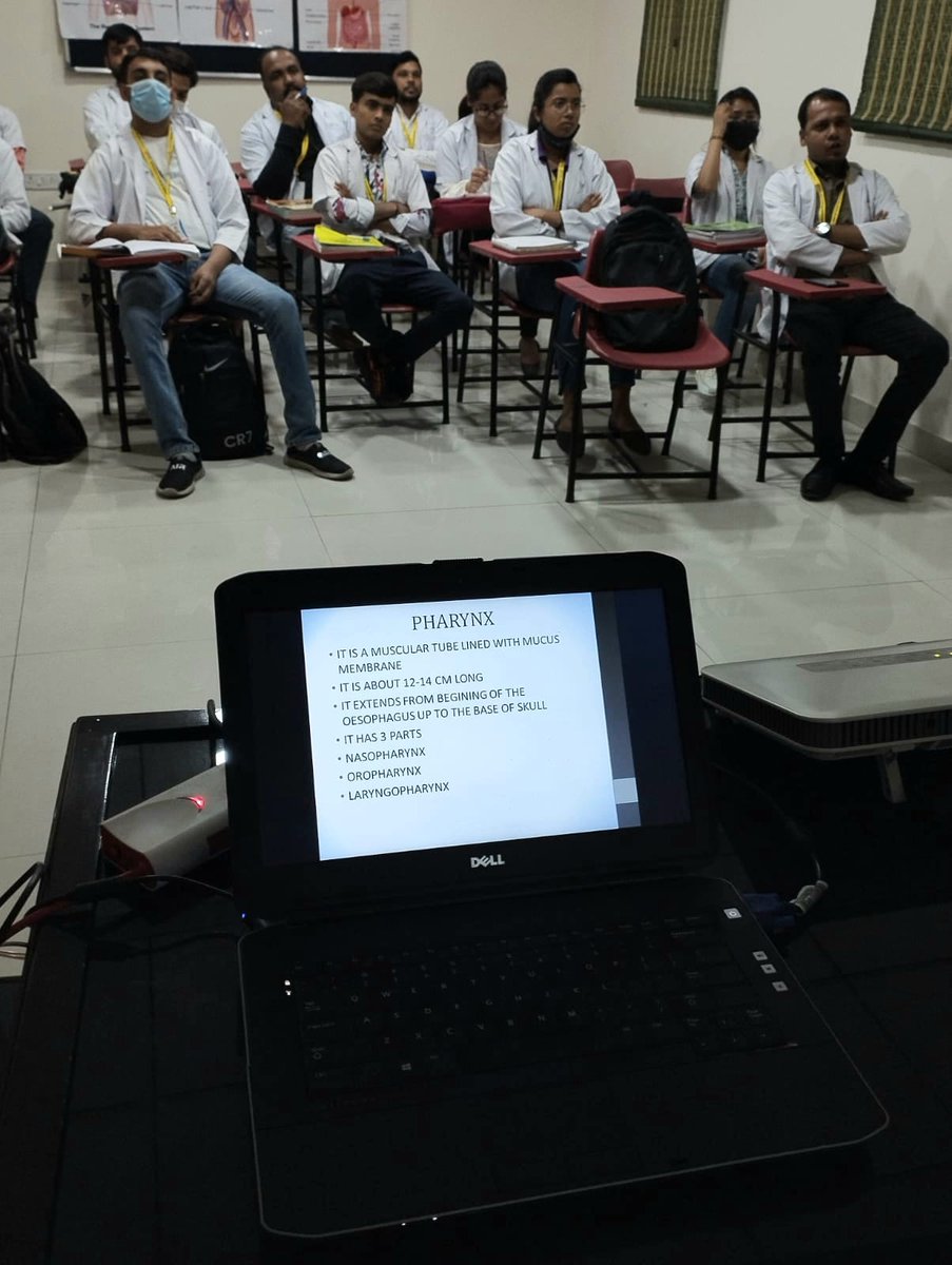 StarEduOfficial's tweet photo. Some glimpses of power point presentation on the topic- Barium swallow explained by our Radiology student, Mohit.
Well explained Mohit.๐
#PresentationClass #Explaination #BariumSwallow #ParamedicalCourses #Radiology #RadiologyStudent #StarEdu #StarEduStudent #StarEduEducation https://t.co/mX03WylCTU