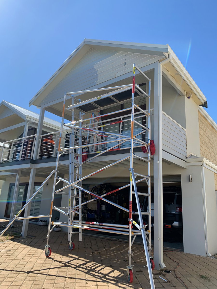 FortressWa's tweet photo. A nice little local job, The owners wanted a little more protection for the front of the house. #mandurahbuilders #WA #Winter #fortressconstruction https://t.co/3dv6ZAD4Kf