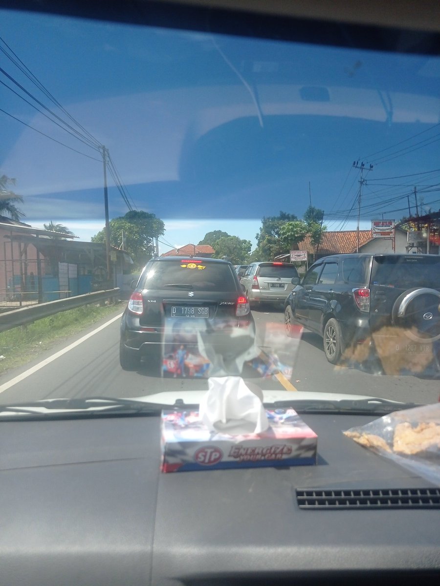 jaloeeuy's tweet photo. @RadioElshinta Cimalaka arah Kadipaten macet. Ada sistem buka tutup #ElshintaUpdate https://t.co/3QnKi1jBz3