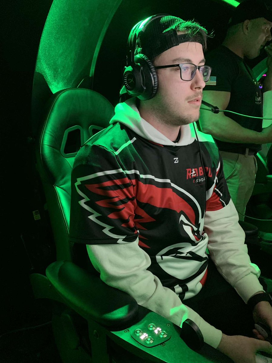Redbird Call of Duty tweet media