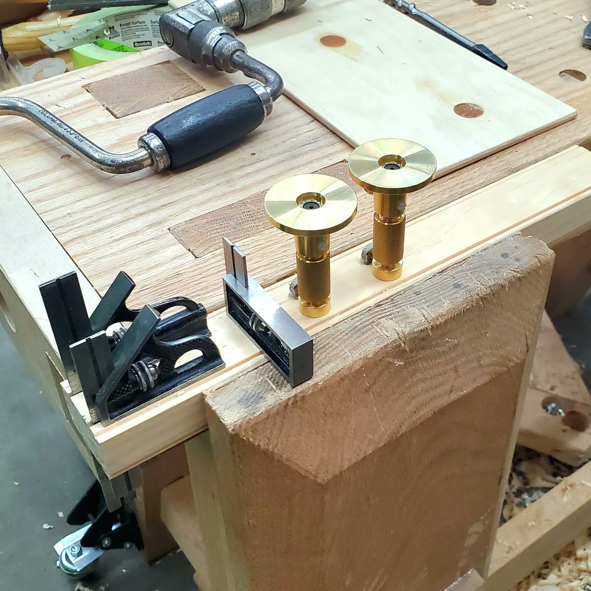 MosquitoMade's tweet photo. Starting work on a tool rack for the back wall of the tool chest. Fales plane for some decorative edge beads, couple squares and a brace for drilling some tool holders, and we are starting to get there

#tools #toolchest #woodworking #handtools #vintagetools https://t.co/wQyy8olzm0