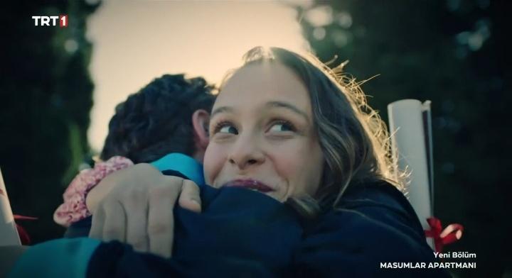 limonlukavunn's tweet image. Sımsıkı♥️🎓
#egner #MasumlarApartmanı