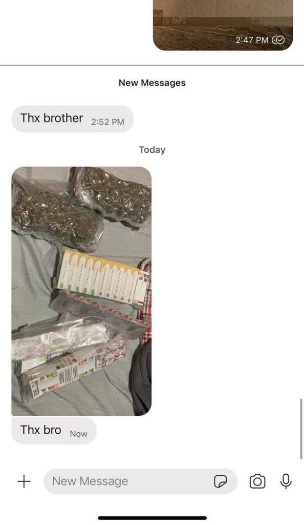 stunner14's tweet photo. #strains #marijuana #weed #vapes #dankvapes #exoticcarts #smartcarts #muhameds #muhamimi #kush #OG #moonrocks #Ohio #North_Carolina #Arkansas #Florida #Georgia #Maine #Missouri #Texas #Utah #Tennessee #Virginia #Oregon #lowa #Colorado #California https://t.co/gukpmoVhkw
